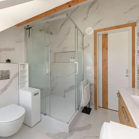 Apartma Pri Jakobu Postojna Buitenkant foto