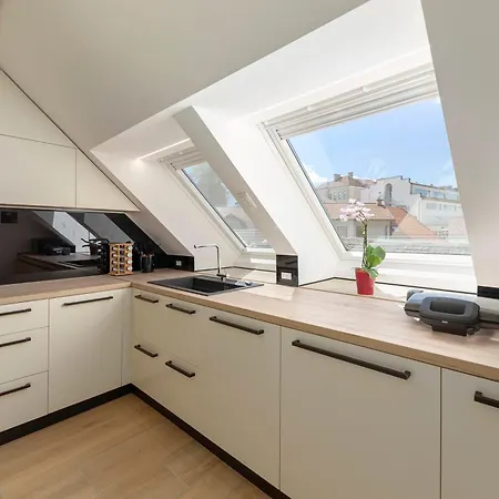 Apartma Pri Jakobu Postojna Buitenkant foto